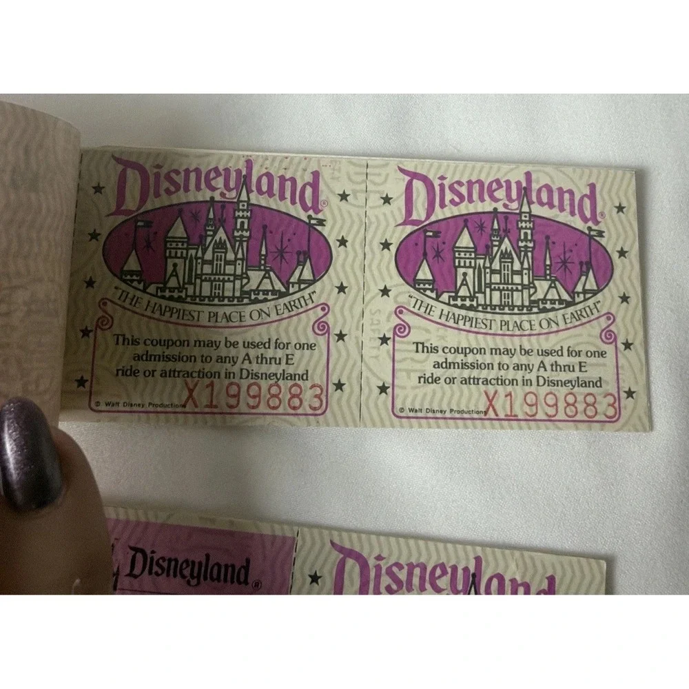 Vintage Disneyland 5 Adventures Courtesy Guest Ticket Book Complete 2 Lot